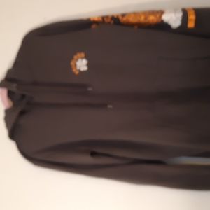 Men's hoodie green and orange size 38 to 40.